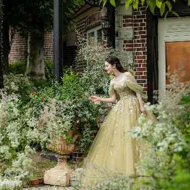 ネオス・ミラベル ネオス・ミラベル専用ドレスサロン 「ヴィヴィアン ブライズ」