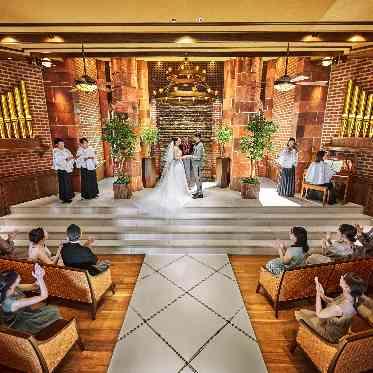 FORTUNE IN THE TERRACE （フォーチュン イン ザ テラス） ゲストとの距離が近い
一体感あるセレモニー