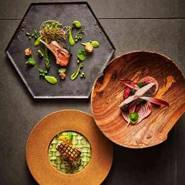 FORTUNE IN THE TERRACE （フォーチュン イン ザ テラス） 地元の素材を大事にし四季折々のお料理をご提供します