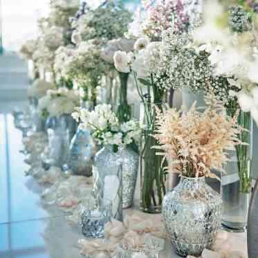 ハワイの光が降り注ぐ聖なる白いチャペル