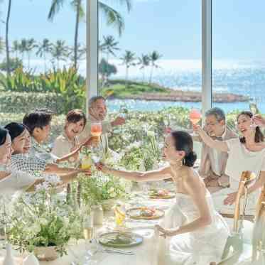 コオリナ・チャペル・プレイス・オブ・ジョイ / ワタベウェディング 抜群のロケーションで貸し切りのパーティ会場