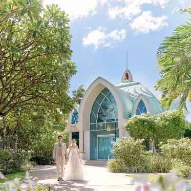 コオリナ・チャペル・プレイス・オブ・ジョイ / ワタベウェディング 豊かな自然に囲まれた独立型チャペル