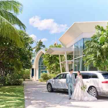 コオリナ・チャペル・プレイス・オブ・ジョイ / ワタベウェディング チャペルの隣にゲスト専用のプライベートロビーを用意