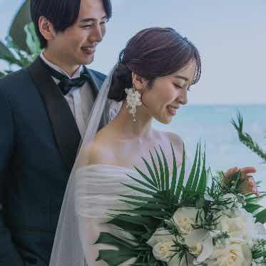 ワイキキビーチをバックに