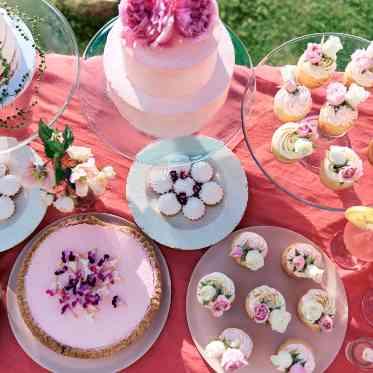 オーシャンフロントのガーデンとバンケット