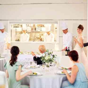 ラグナヴェール 金沢 ライブ感あふれる演出で、ゲストに驚きと感動をお届け