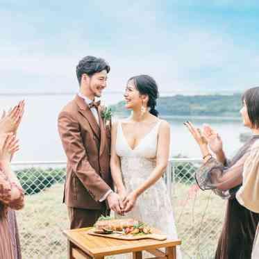 浜名湖オーベルジュ キャトルセゾン 浜名湖の景色をバックにセレモニー