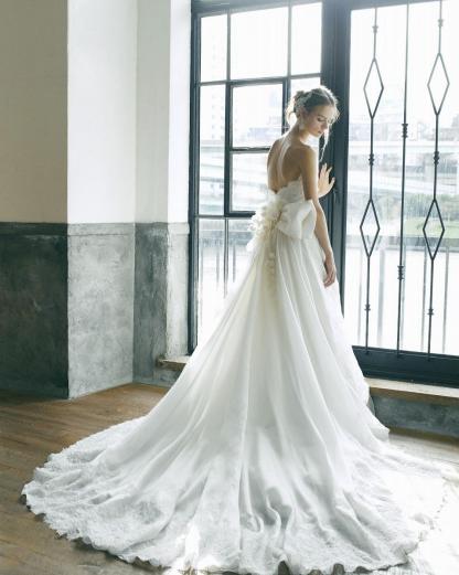 浜名湖オーベルジュ キャトルセゾン ドレス・衣装