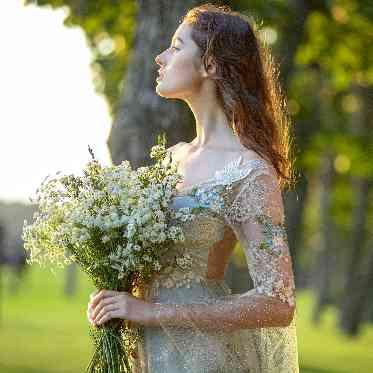 浜名湖オーベルジュ キャトルセゾン ナチュラルウエディングが映えるドレス