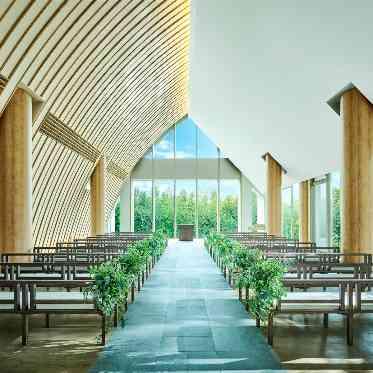 WeGreen RESORT(ウィグリーン リゾート) 熊本大地の森をテーマとした庭園の中に立つ独立型の“森のチャペル”