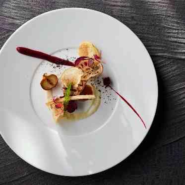 WeGreen RESORT(ウィグリーン リゾート) シェフの独創的な感性と確かな技術で、今まで経験したことのない驚きと感動を