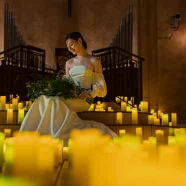 アネーリ大宮(旧:ヴィラ・デ・マリアージュさいたま) キャンドルの優しい灯が幻想的な空間を照らす