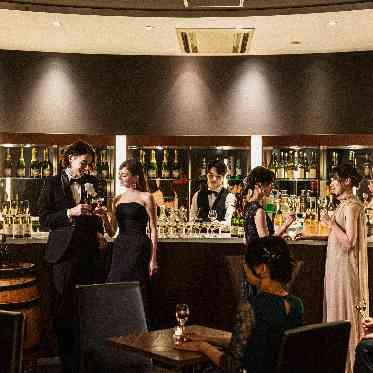 アネーリ大宮(旧:ヴィラ・デ・マリアージュさいたま) “星空のクラブ”という名の通り、きらめく光に包まれたロマンチックな空間