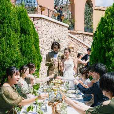 アネーリ大宮（旧：ヴィラ・デ・マリアージュさいたま） 緑のガーデンがふたりとゲストを優しく包む。自然体で過ごす、心温まる一日