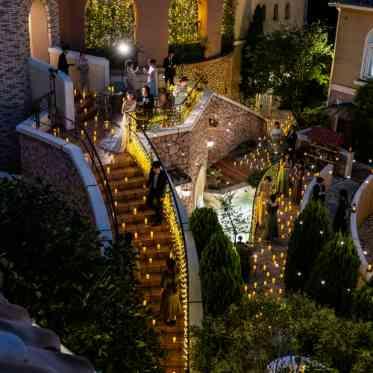 アネーリ大宮（旧：ヴィラ・デ・マリアージュさいたま） 南仏の街をまるごと貸切に。キャンドルが創る、非日常の世界へ