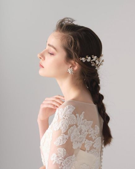 秋子想 ドレス・衣装の写真1