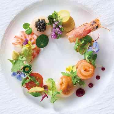 THE STYLE(ザ・スタイル) 彩も鮮やかに味覚だけでなく視覚でも楽しめる料理