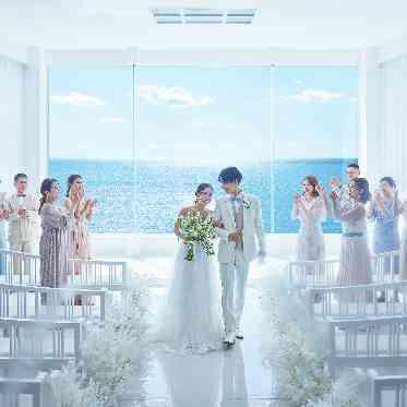 宮古島らしい景色を堪能できるパノラマビューはゲストの心にも深く刻まれる時間