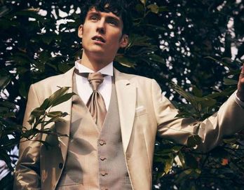 ザ・サーフ マウロアガーデン ドレス・衣装の写真3