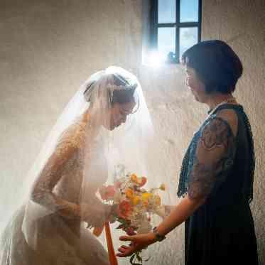 JASMAC YAKUMO（ジャスマック八雲） 【近隣の教会式の送迎サポートも充実】
おふたり。ゲストの移動もフルサポート！