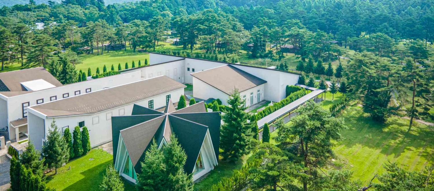 軽井沢プリンスホテル フォレスターナ軽井沢 外観