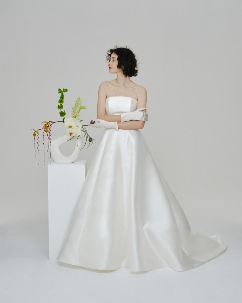 THE BLUE（ザ・ブルー） ドレス・衣装