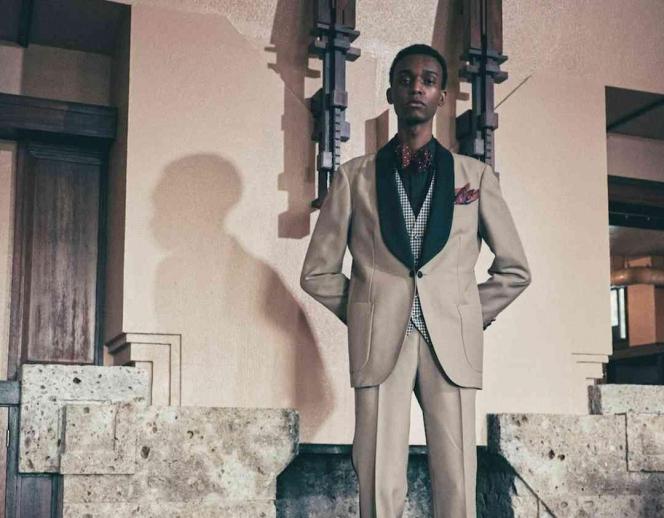 THE BLUE（ザ・ブルー） ドレス・衣装