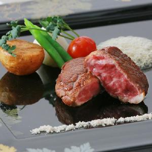 ベルクラシック神戸(THE BELLCLASSIC KOBE) お箸で召し上がっていただく「フレンチ割烹」幅広い世代の方のお口に合う事で大好評