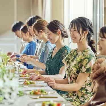 アーヴェリール迎賓館（名古屋）/テイクアンドギヴ・ニーズウェディング テーブルレイアウトも人数に合わせてご提案