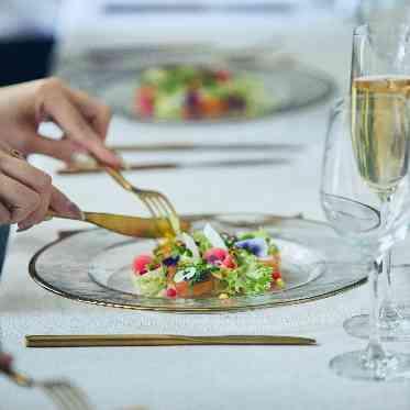 アーヴェリール迎賓館（名古屋）/テイクアンドギヴ・ニーズウェディング 美味しいだけじゃなく見た目も美しいお料理でおもてなし