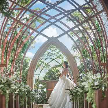 シェラトン・グランデ・トーキョーベイ・ホテル 陽の光をたっぷり感じながら、あたたかなセレモニーを