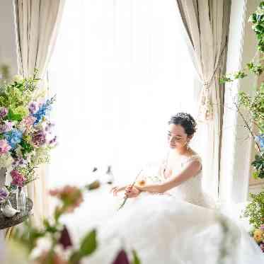 シェラトン・グランデ・トーキョーベイ・ホテル 華やかな装花に包まれて