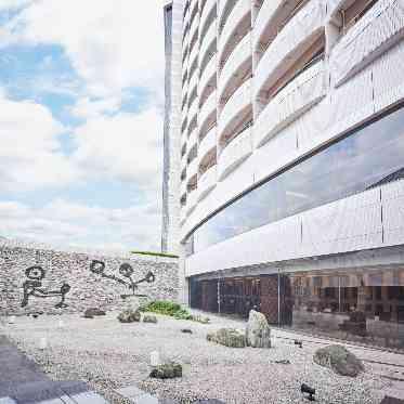 【華厳】専用の石庭で大切なゲストと開放感満点のひとときを