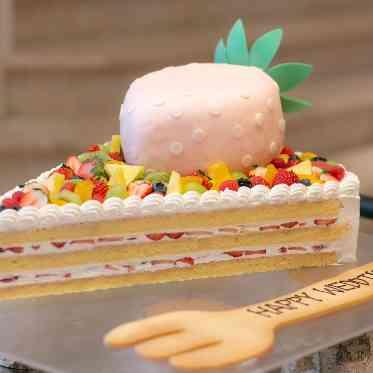 ザ・チェルシーコートおゆみ野ガーデン ウエディングケーキは夢の形!
「大きな大きなショートケーキ」
