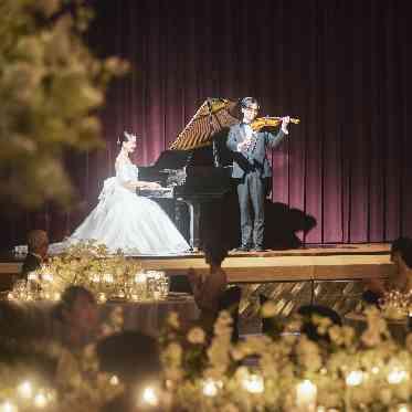 リーガロイヤルホテル大阪 ヴィニェット コレクション 既設ステージでゲストへのサプライズ演奏