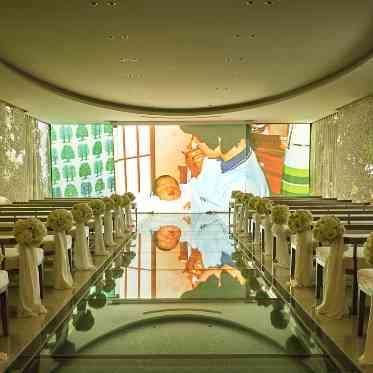 ヴェルミヨンバーグ名古屋 ●BRASSグループ 挙式前には、ショート生い立ちムービーが上映できる