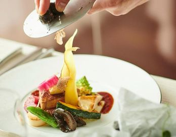 ヴェルミヨンバーグ 料理の写真3