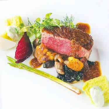 アーフェリーク迎賓館(岐阜)/テイクアンドギヴ・ニーズウェディング 季節の食材とともにお作りします