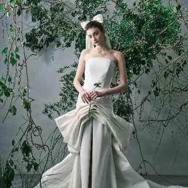 アーフェリーク迎賓館(岐阜)/テイクアンドギヴ・ニーズウェディング ドレス