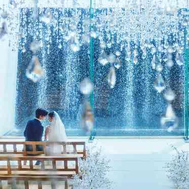 AMANDAN TERRACE(アマンダンテラス) 陽光が差し込む美しいチャペル