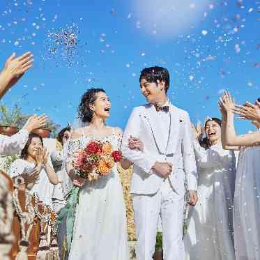 AMANDAN　TERRACE(アマンダンテラス) きらめく陽光がふたりを包み込むガーデン挙式