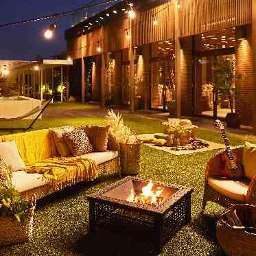 太陽が身を隠した後に訪れる、大人のための贅沢な時間