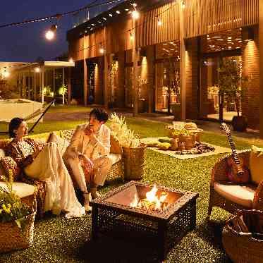 AMANDAN TERRACE(アマンダンテラス) ガーデンやチャペルもライトアップされ、デイタイムとはまた違う雰囲気の魅力的なナイ