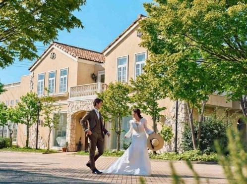 メゾン・ド・ラ・クール Maison de la Cour（旧 ヴィラデマリアージュ高崎） 外観