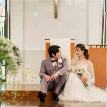 レンブラントホテル海老名 ステンドグラスのあたたかい光に包まれる