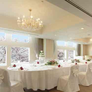 レンブラントホテル海老名 春には窓から桜も見える