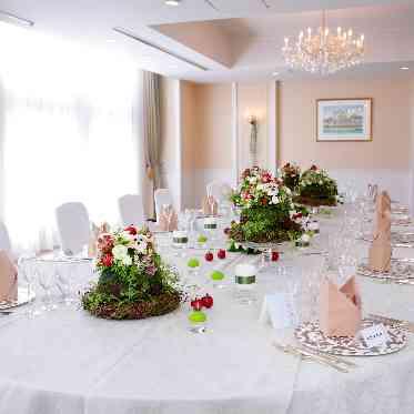 レンブラントホテル海老名 おふたりのイメージで装花を選んで