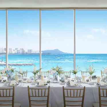 ザ・テラス バイ・ザ・シー/アールイズ・ウエディング 海に浮かぶような絶景のパーティ会場で楽しむパーティ。