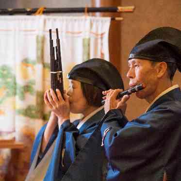 ホテル雅叙園東京 神殿に足を踏み入れた瞬間から、笙と龍笛による雅楽の生演奏が響き渡る