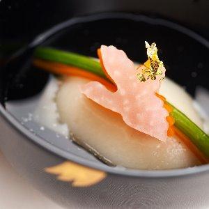 ホテル雅叙園東京 羽二重掛け　蟹真丈　水引き野菜